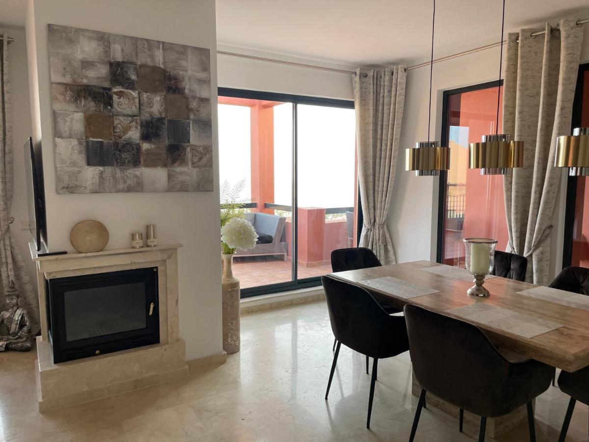 Calahonda Luxury Apartment With A Stunning Sea View Mijas Eksteriør bilde