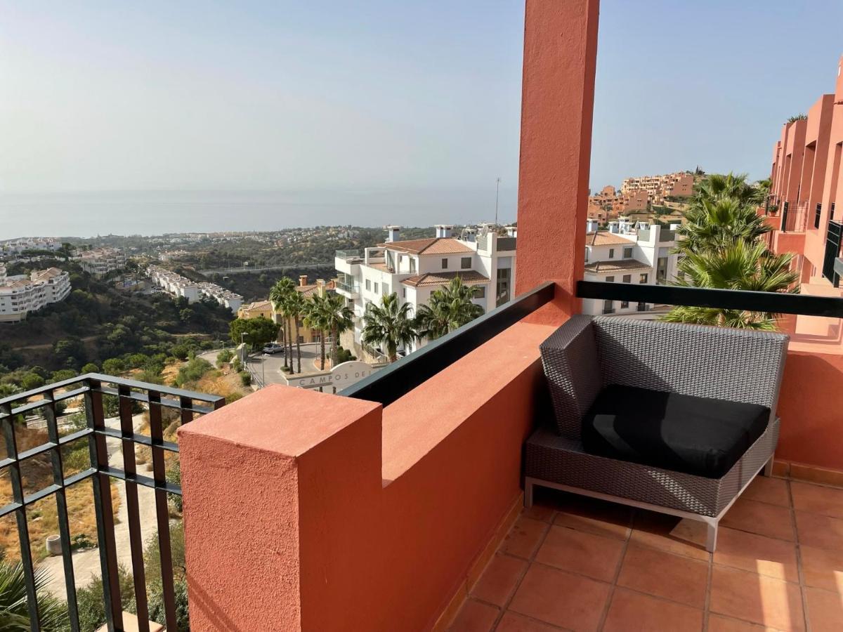 Calahonda Luxury Apartment With A Stunning Sea View Mijas Eksteriør bilde